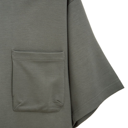 GOOPiEMADE 3D-Form Pocket Tee L-Gray M_model-01 Degli Uberti